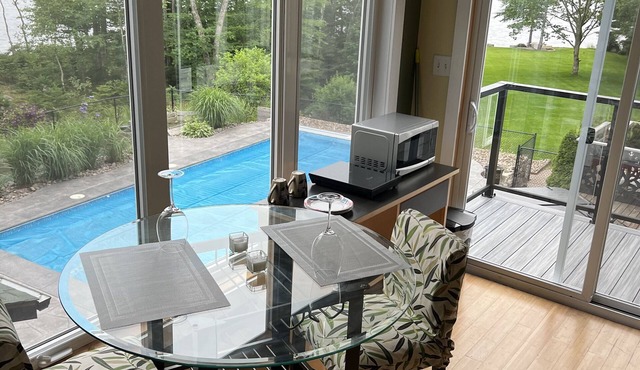 Fully Furnished single, one person occupancy Loft Apartment in Upper Tantallon