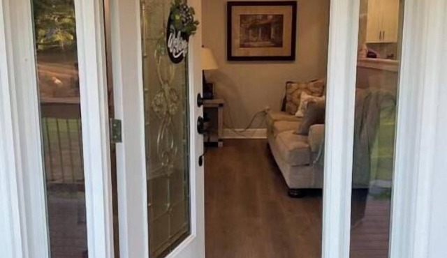 Fully Furnished Southern Country-Style Home for Rent 3 Bed/2 Bath