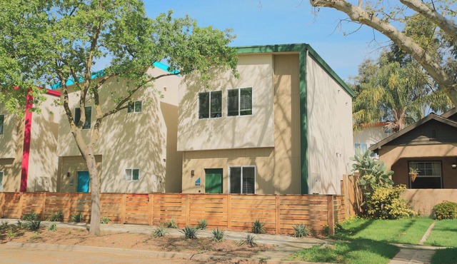 Fully Furnished Studio in the Heart of Sacramento