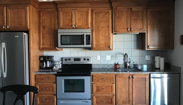 Fully Handicapped Accessible apartment with awesome mountain views