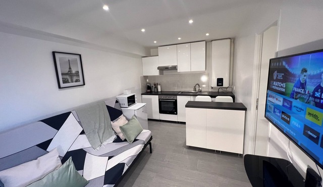 Fully independant F2