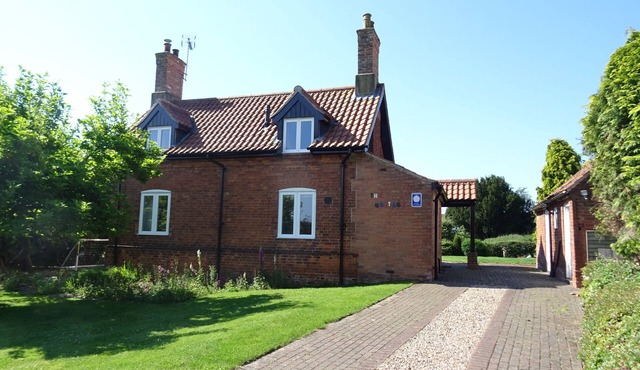 Fully modernised self catering cottage in Sherwood Forest, Nottinghamshire.