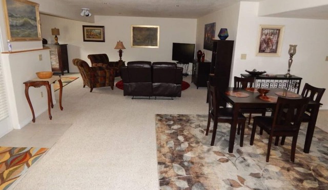Fully private 2-bedroom apartment near downtown Fort Collins