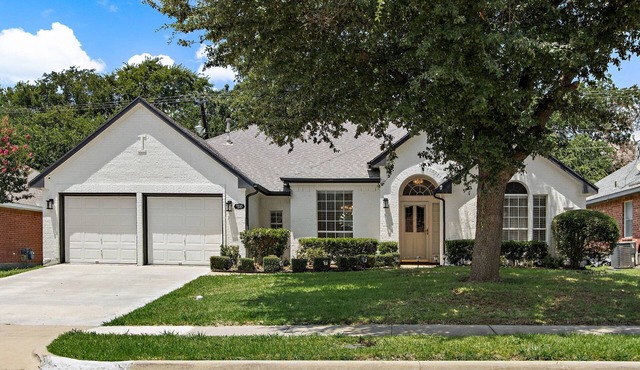 Fully Remodeled 3 bedroom 2 Bath Home