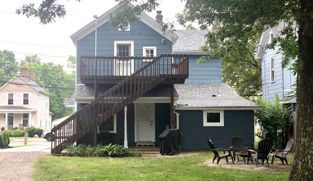 Fully Remodeled ground level unit in Historic District!