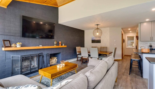 Fully remodeled modern 4-bedroom townhome - Vail and Beaver Creek.