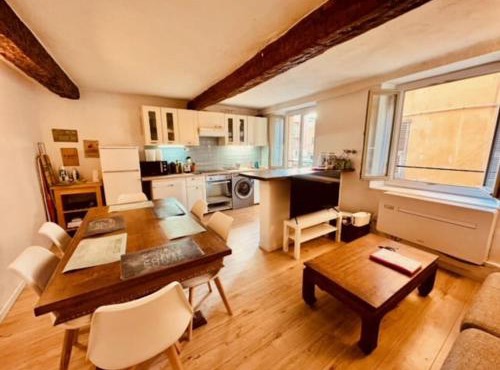 Fully renovated flat Rossetti with Air Conditioning