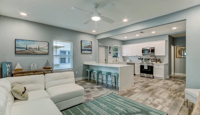 Fully renovated home walking distance to Canal St.