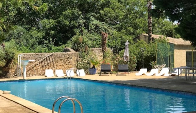 Fully renovated, air-conditioned 18th-century house with large swimming pool