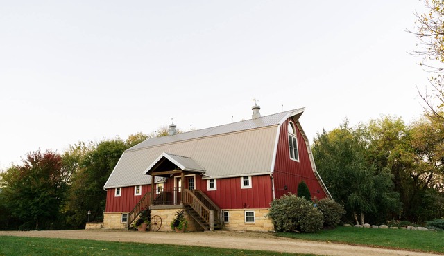 Fully renovated barn on a relaxing pastoral lakeview property