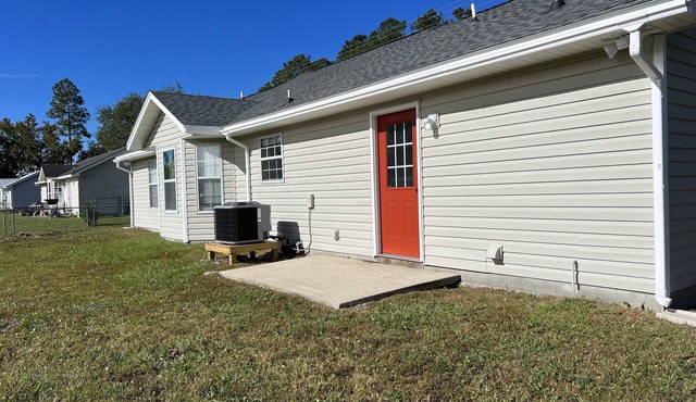 Fully Renovated Cozy Family Retreat Home!