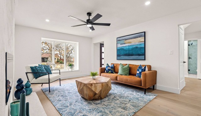 Fully Renovated Furnished Home in Hurst – Perfect for Mid-Term Stays