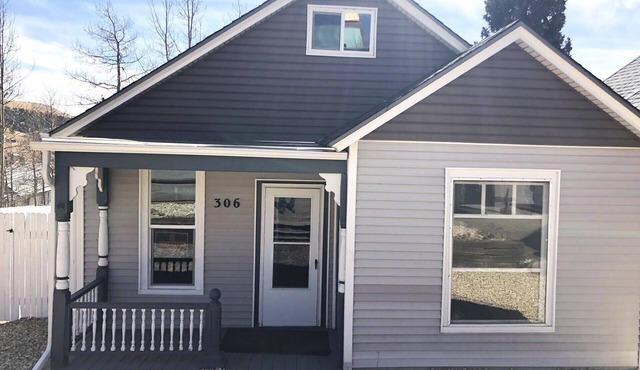Fully Renovated Historic House in the Heart of downtown Cripple Creek