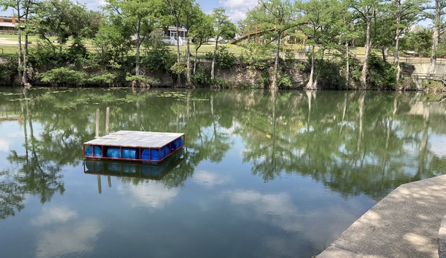 FULLY RENOVATED Hill Country Cabin - Riverfront - Hunt, TX