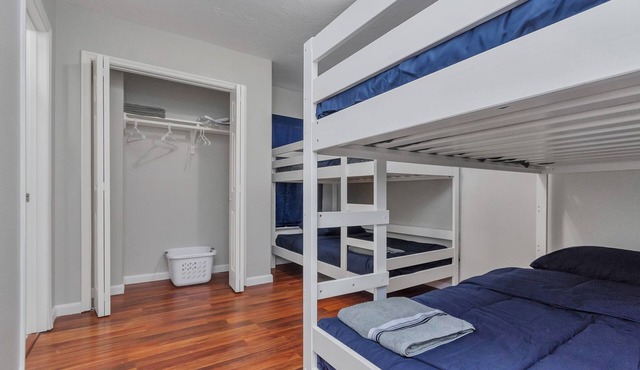 Fully Renovated home/Crashpad