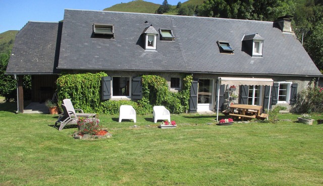 Fully renovated house in the heart of the mountain, comfort, WIFI