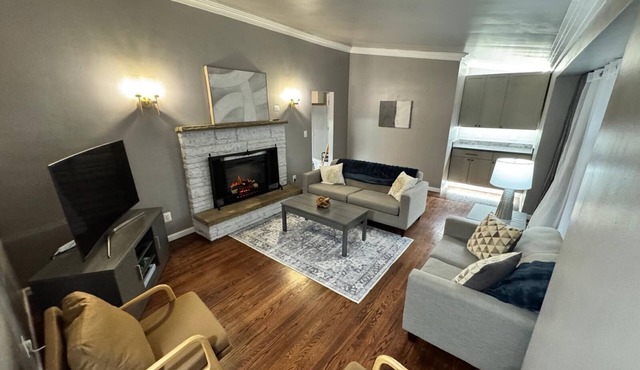 ✨ Fully Renovated & Modern Elevated Plymouth Furnished Home Away From Home; insurance claim and relocation specialist experts✨