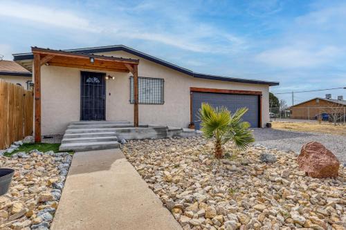 Fully Renovated, Near NMSU! Convenient Family Home
