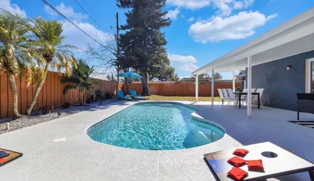 Fully Renovated Pool home sleeps 12