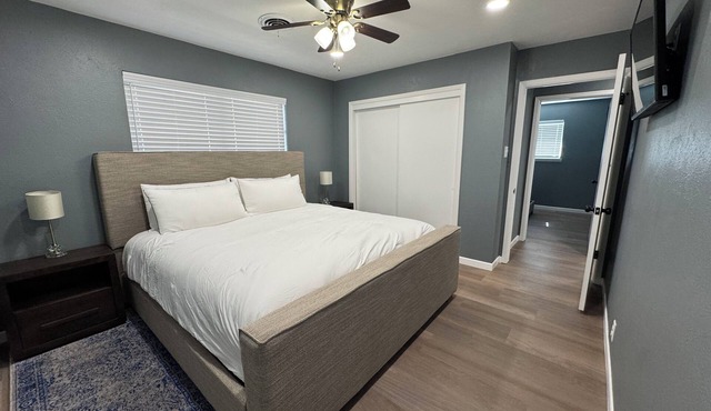 Fully renovated spacious home! Great neighborhood with plenty of parking!
