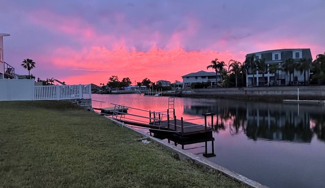 Fully Renovated, Direct Gulf Access w private doc just for you!
