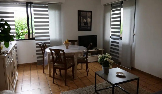 Fully self-contained apartment with large garden