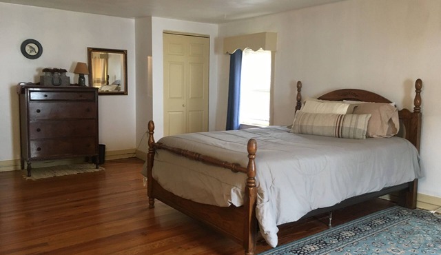 Fully stocked, 2BR Apartment with off street parking, washer and Dryer,