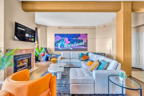 Fun 2Bed Apt Skeeball Foosball FREE Parking