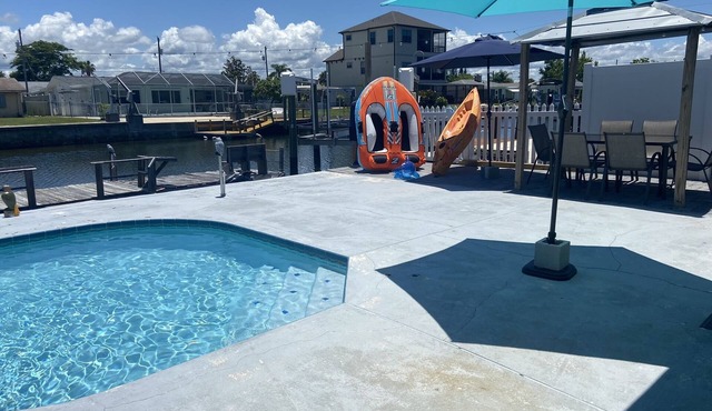 Fun at Gulf of Mexico JJ’s Beach House