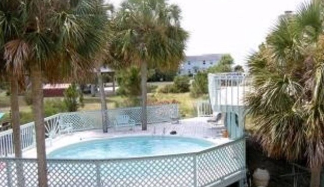 Fun Beach House With Pool