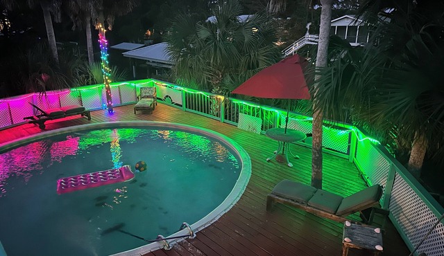 Fun Beach House With Pool