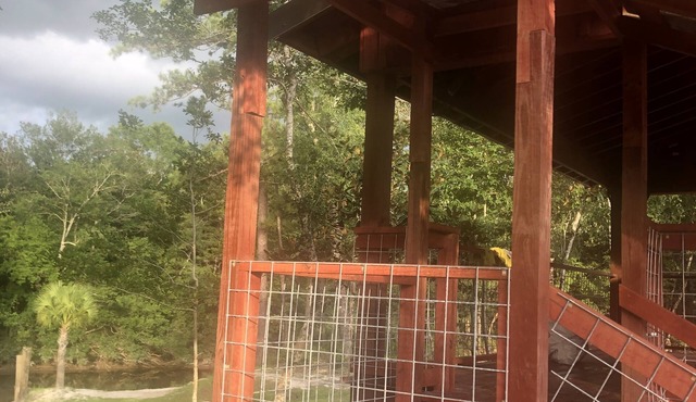 Fun Bunkhouse located right on the River