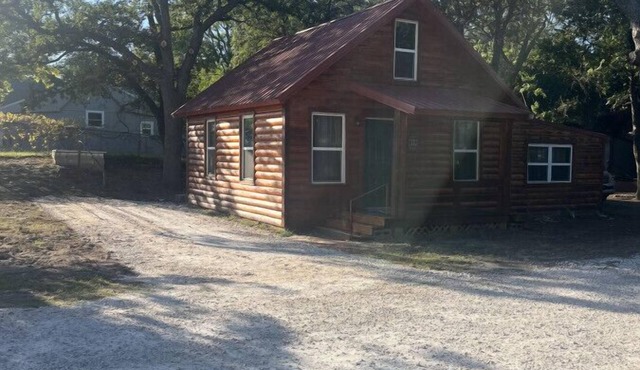 Fun Cabin in the Woods