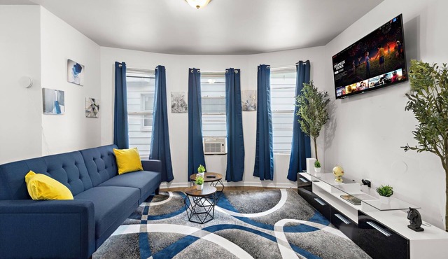 Fun Family getaway - NYC & NWK w/free parking