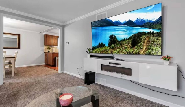 FUN, FAMILY, POOL, GAMING ROOM, FIREPIT Super close to everything! Pets friendly