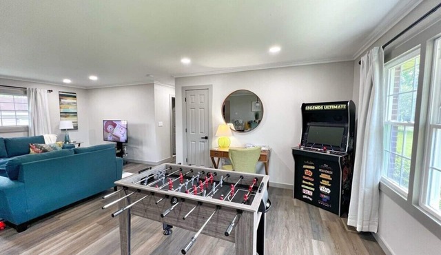 Fun Family Retreat w/Foosball, Arcade & Patio