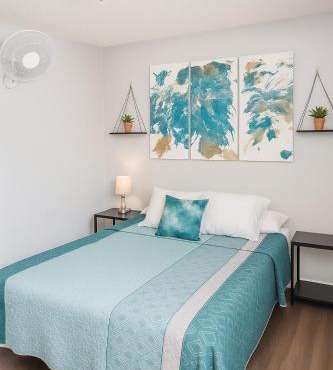 Fun-Filled 3 bedroom Retreat Near Six Flags & Stadiums