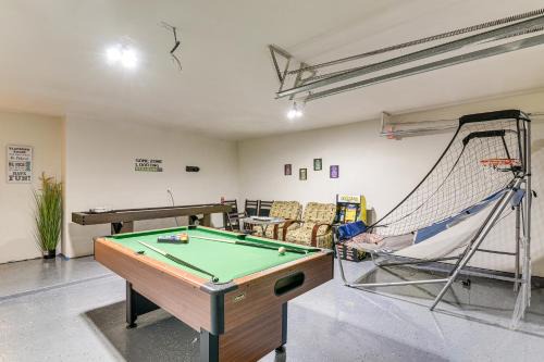 Fun for All Ages! Spacious Home in Richmond