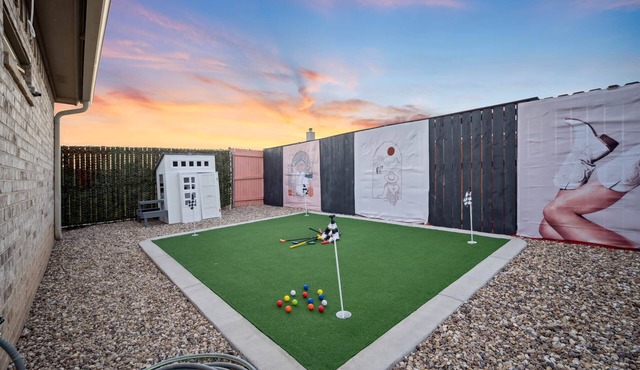 Fun & Games Playcation Palace