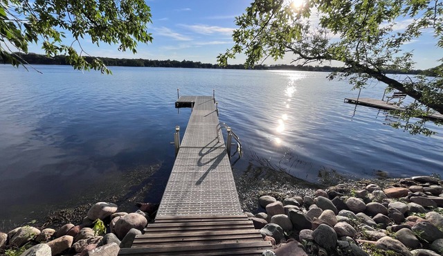 Fun lake cabin .WiFi, AC . Kayak,sup boards all the things you need to relax.