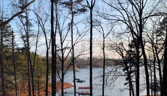 Fun Lake Home on a Peninsula with Personal Dock-30 min from Clemson!