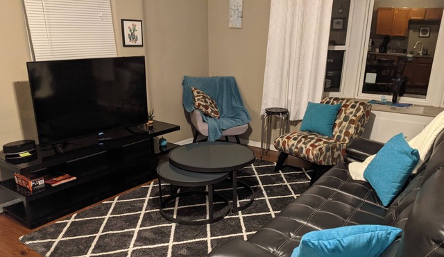 Fun Life Cozy 2 Bedroom Apartment by the Water