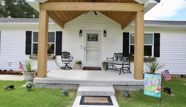 Fun place, Hot Tub, king Bed relax enjoy sleeps13 vacation Golf Pinehurst 2024