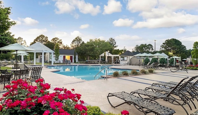 Fun Starts Here! Onsite Swimming Pools, Tennis Courts, Free Parking!