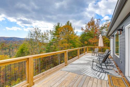 Fun with Family! Mtn-View Gem with Fire Pit in Lenoir
