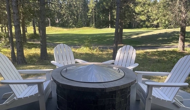 FUNcadia - check in & out anytime!