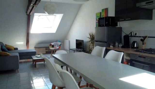Functional, bright and quiet apartment in the center of Janzé