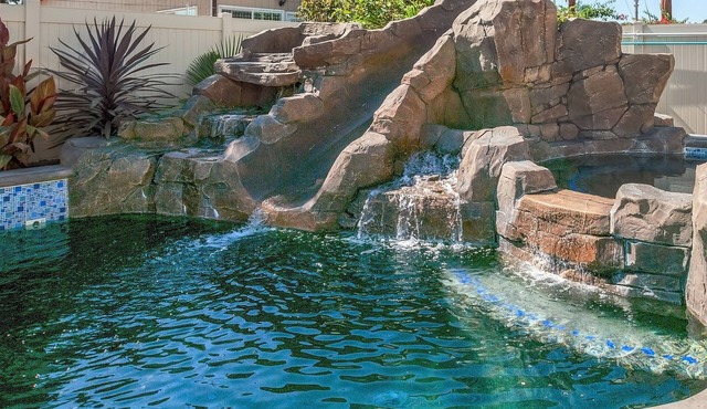 Funtierland + La Casa De Mickey + Close to Disney + Shared Pool and Splash Pad +