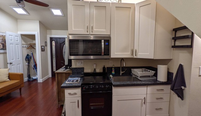 Furnished 1 bedroom above garage, Deck, A/C, downtown Placerville.