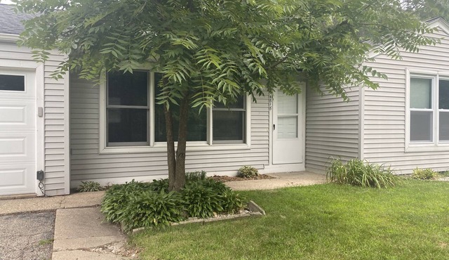 Furnished 2 Bedroom Ranch in Pleasant Prairie